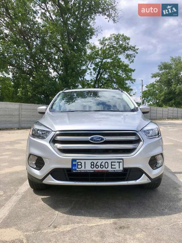 Внедорожник / Кроссовер Ford Escape 2018 в Кременчуге