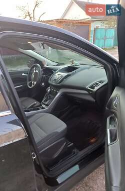 Внедорожник / Кроссовер Ford Escape 2015 в Городне