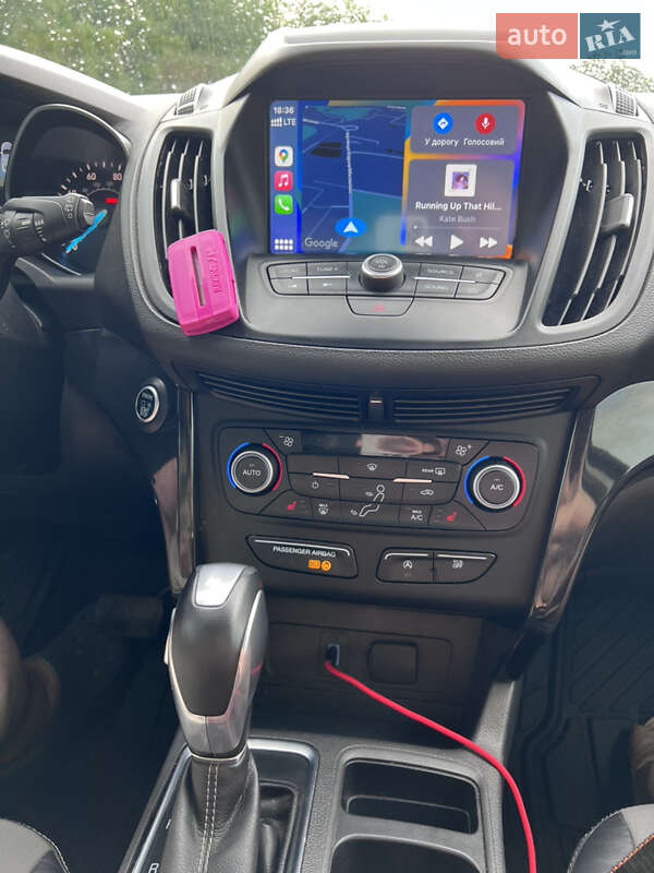 Внедорожник / Кроссовер Ford Escape 2019 в Рени