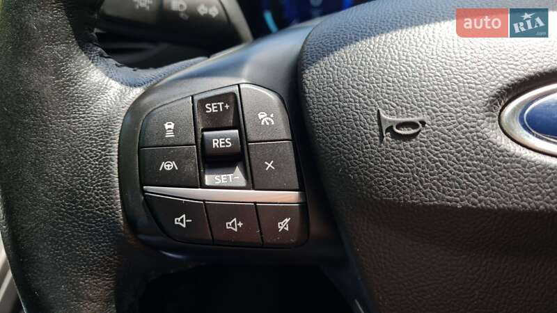 Внедорожник / Кроссовер Ford Escape 2019 в Киеве