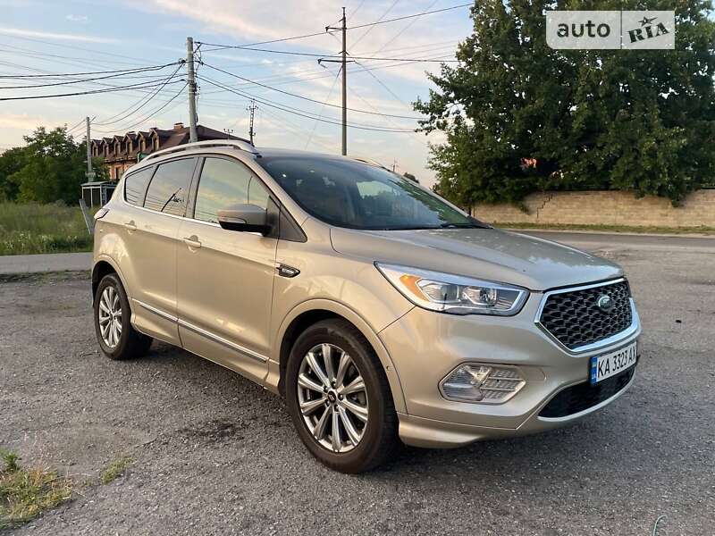 Позашляховик / Кросовер Ford Escape 2016 в Києві