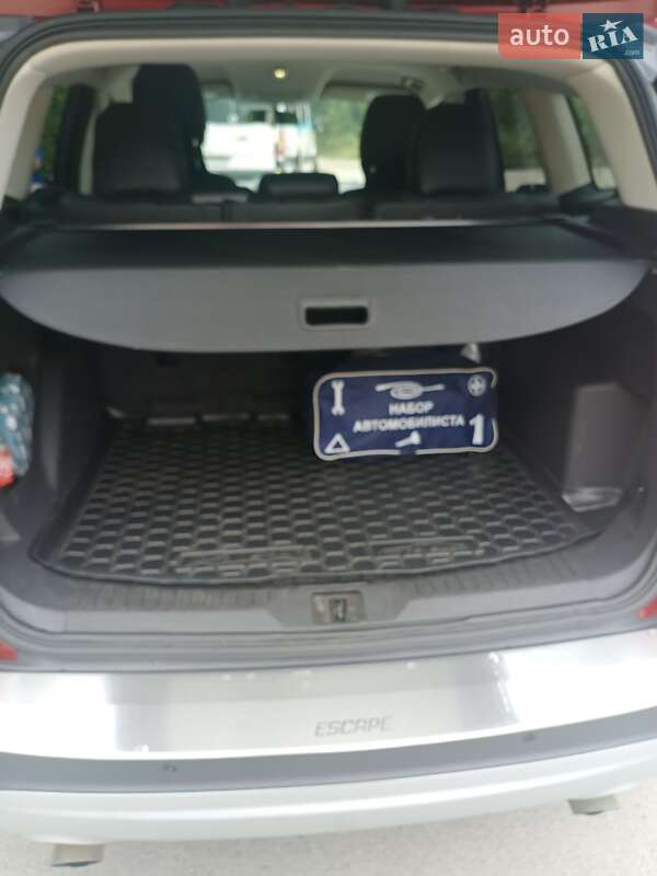 Внедорожник / Кроссовер Ford Escape 2013 в Днепре