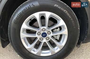 Позашляховик / Кросовер Ford Escape 2020 в Тернополі