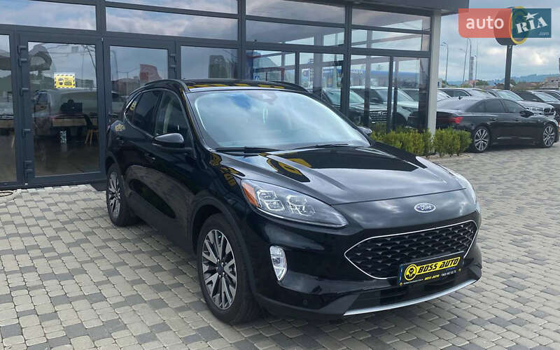 Внедорожник / Кроссовер Ford Escape 2019 в 