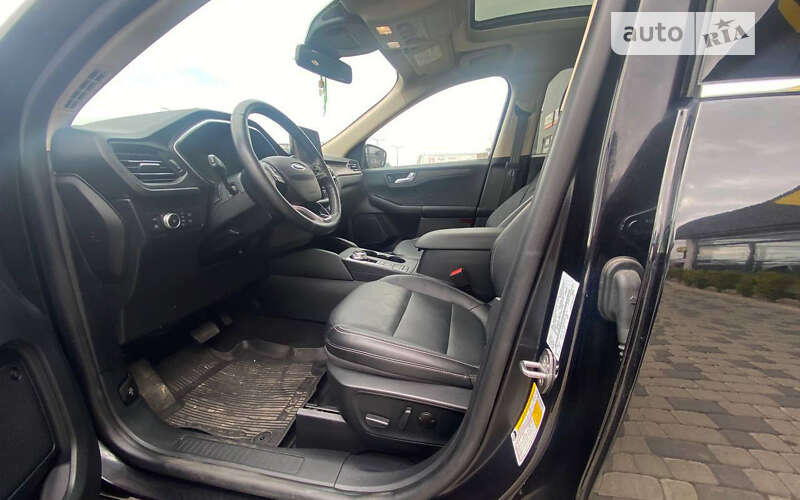 Внедорожник / Кроссовер Ford Escape 2019 в Мукачево
