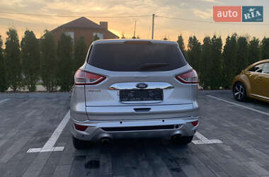 Внедорожник / Кроссовер Ford Escape 2012 в 