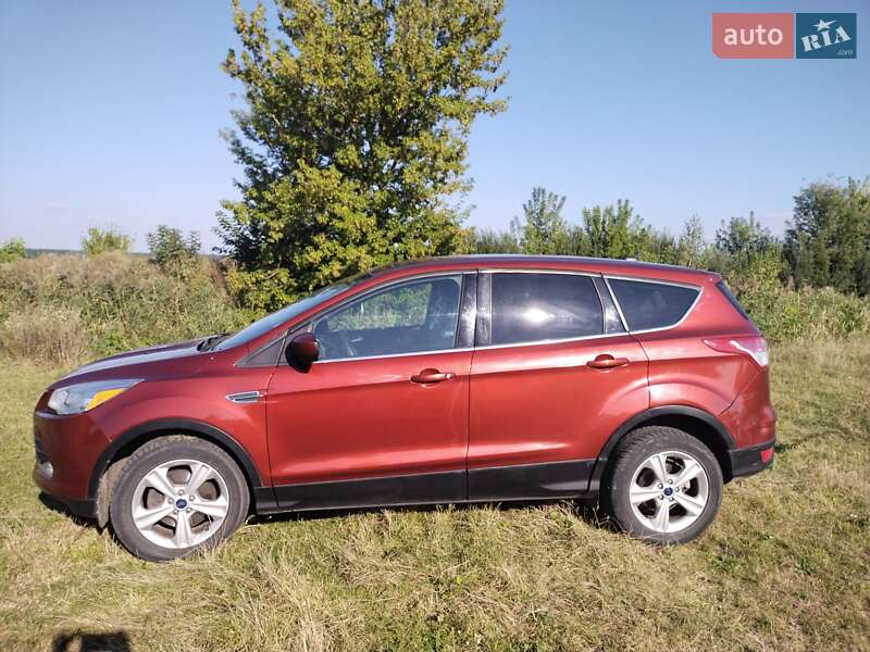 Внедорожник / Кроссовер Ford Escape 2016 в Шептицькому