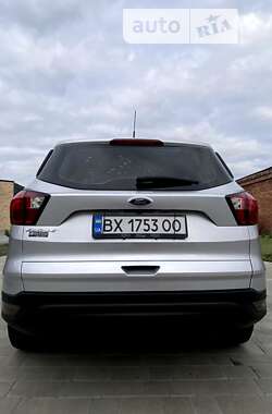 Внедорожник / Кроссовер Ford Escape 2018 в 
