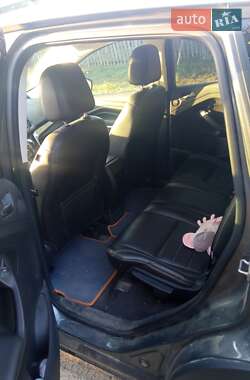 Внедорожник / Кроссовер Ford Escape 2012 в 