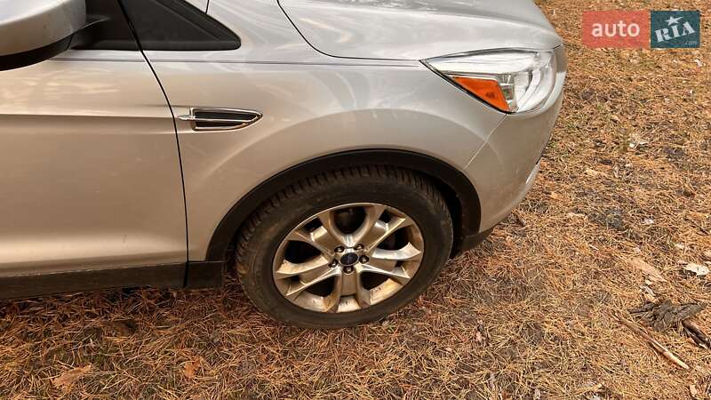 Позашляховик / Кросовер Ford Escape 2013 в Полтаві