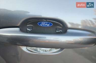Внедорожник / Кроссовер Ford Escape 2021 в 
