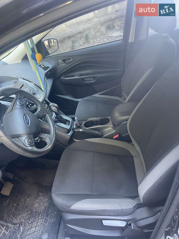 Внедорожник / Кроссовер Ford Escape 2012 в Кривом Роге