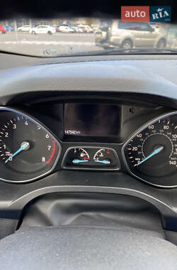 Внедорожник / Кроссовер Ford Escape 2016 в Киеве