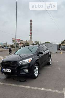 Внедорожник / Кроссовер Ford Escape 2018 в Одессе