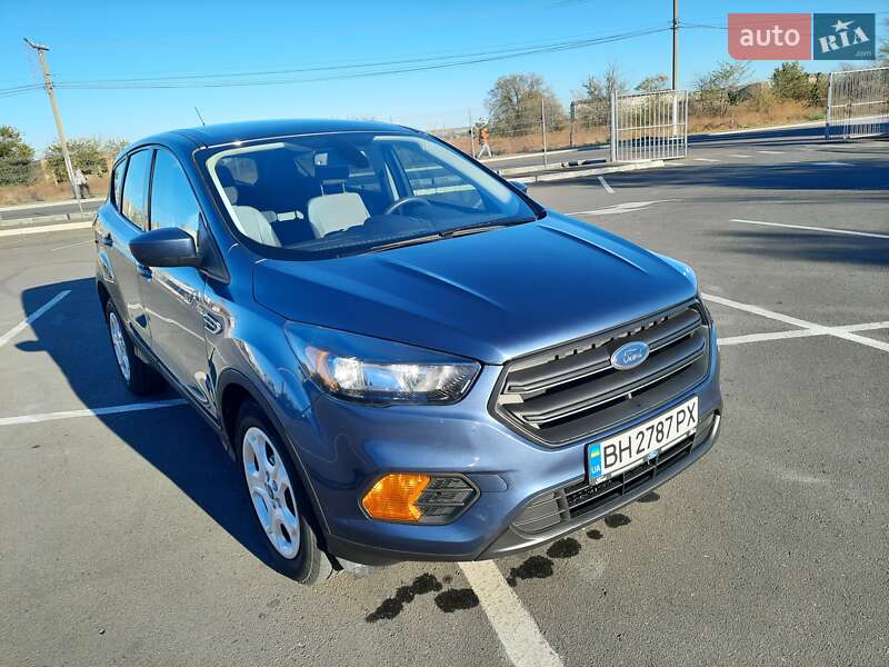 Внедорожник / Кроссовер Ford Escape 2018 в Белгороде-Днестровском фото 3 Внедорожник / Кроссовер Ford Escape 2018 в Белгороде-Днестровском