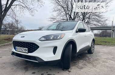 Внедорожник / Кроссовер Ford Escape 2020 в Харькове