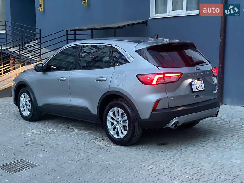 Позашляховик / Кросовер Ford Escape 2022 в Івано-Франківську