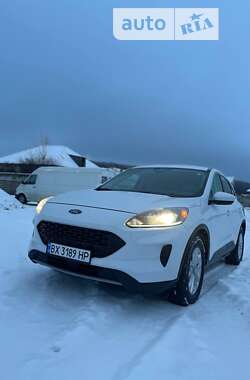 Позашляховик / Кросовер Ford Escape 2019 в Хмельницькому