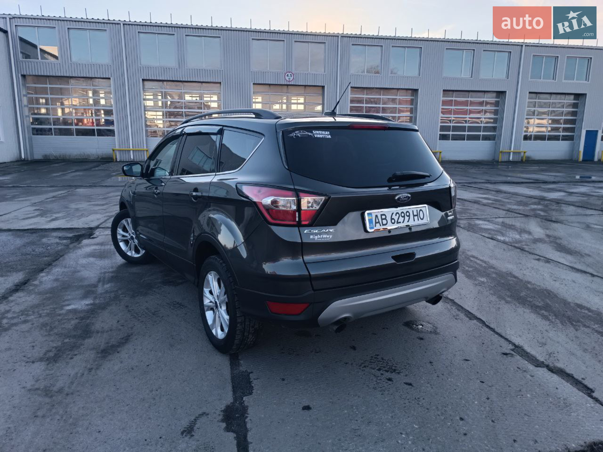 2017 Ford Escape - мініатюра 13