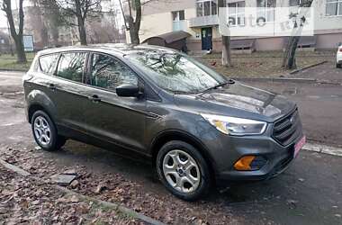 Позашляховик / Кросовер Ford Escape 2017 в Рівному