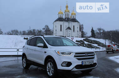 Внедорожник / Кроссовер Ford Escape 2016 в Чернигове