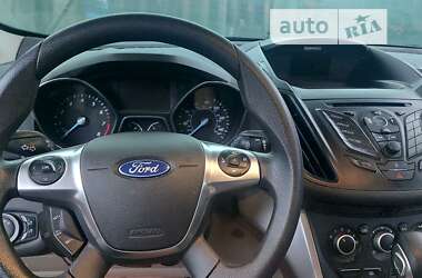 Позашляховик / Кросовер Ford Escape 2014 в Первомайську