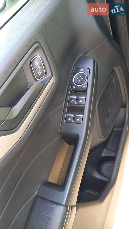 Позашляховик / Кросовер Ford Escape 2022 в Чорноморську фото 10 Позашляховик / Кросовер Ford Escape 2022 в Чорноморську