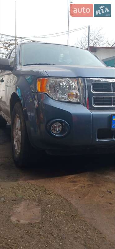 Внедорожник / Кроссовер Ford Escape 2012 в Гайвороне