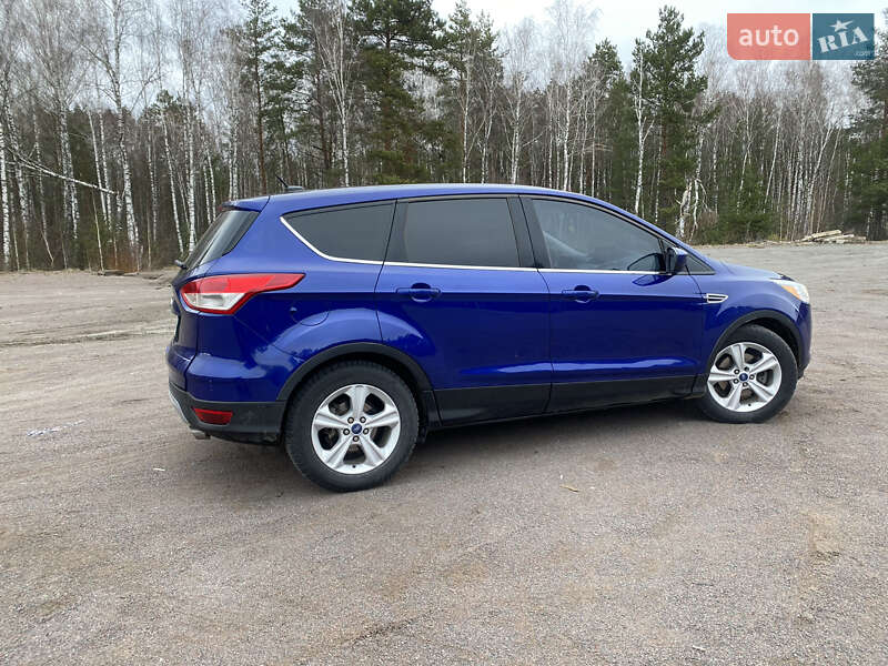 Позашляховик / Кросовер Ford Escape 2014 в Сарнах