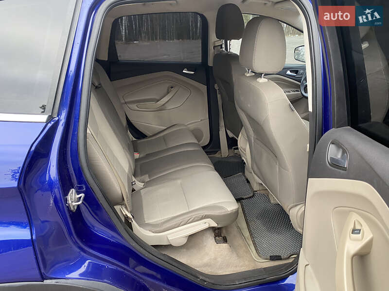 Позашляховик / Кросовер Ford Escape 2014 в Сарнах
