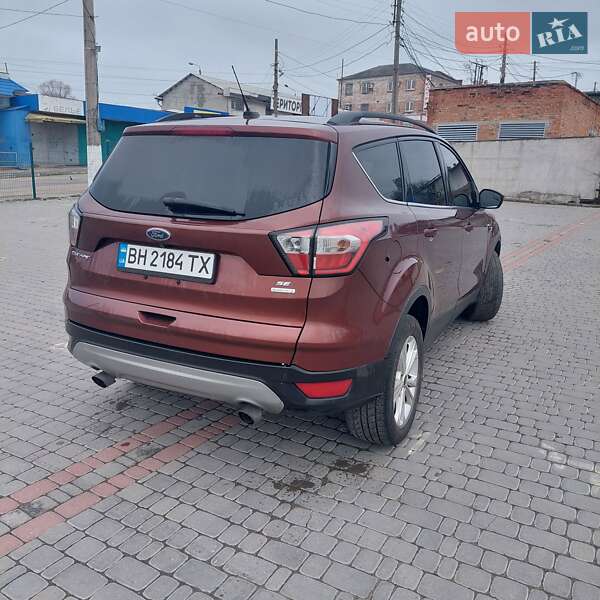 Позашляховик / Кросовер Ford Escape 2018 в Первомайську фото 5 Позашляховик / Кросовер Ford Escape 2018 в Первомайську