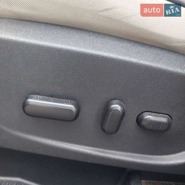 Позашляховик / Кросовер Ford Escape 2018 в Первомайську фото 13 Позашляховик / Кросовер Ford Escape 2018 в Первомайську