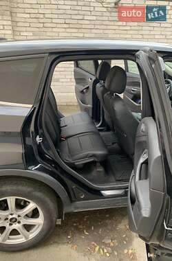 Позашляховик / Кросовер Ford Escape 2014 в 