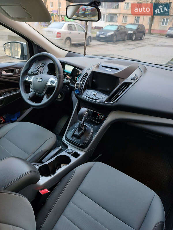 Внедорожник / Кроссовер Ford Escape 2014 в Львове