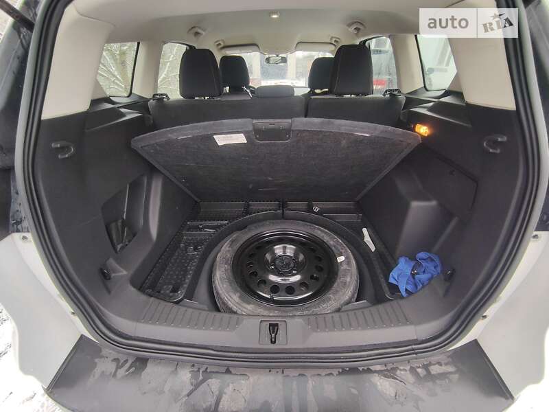 Внедорожник / Кроссовер Ford Escape 2015 в Песковке