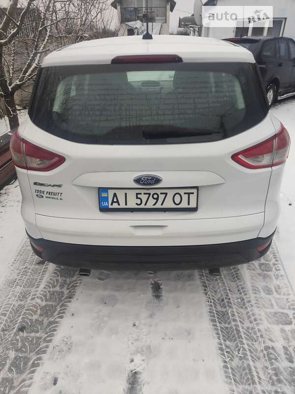 Внедорожник / Кроссовер Ford Escape 2015 в Песковке