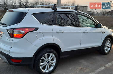 Внедорожник / Кроссовер Ford Escape 2017 в Одессе