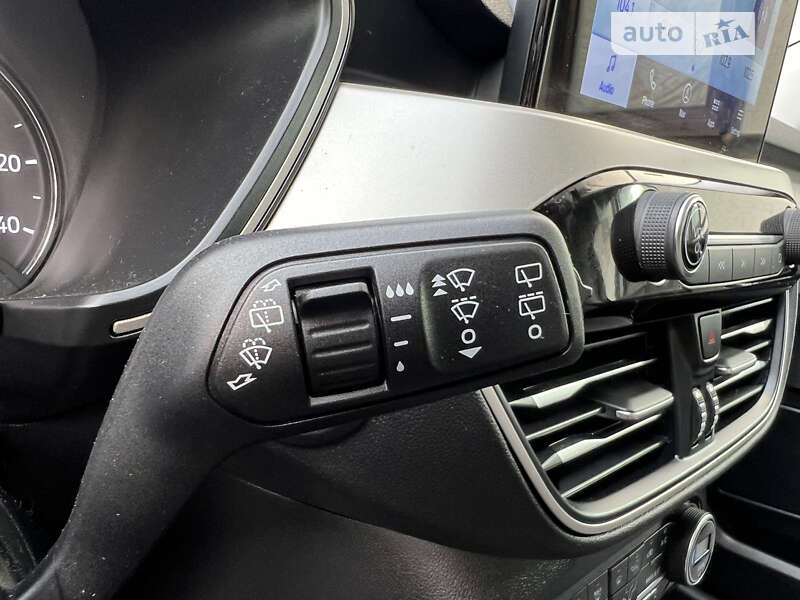 Внедорожник / Кроссовер Ford Escape 2021 в Стрые