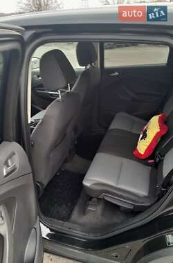 Внедорожник / Кроссовер Ford Escape 2014 в 