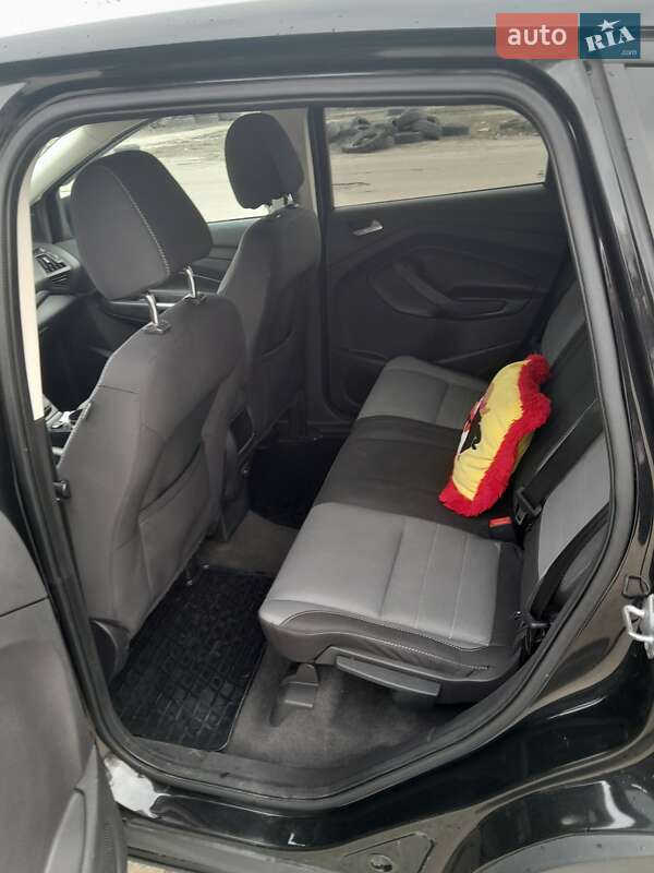 Внедорожник / Кроссовер Ford Escape 2014 в Ровно