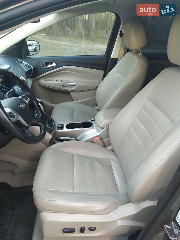 Внедорожник / Кроссовер Ford Escape 2012 в Киеве фото 9 Внедорожник / Кроссовер Ford Escape 2012 в Киеве