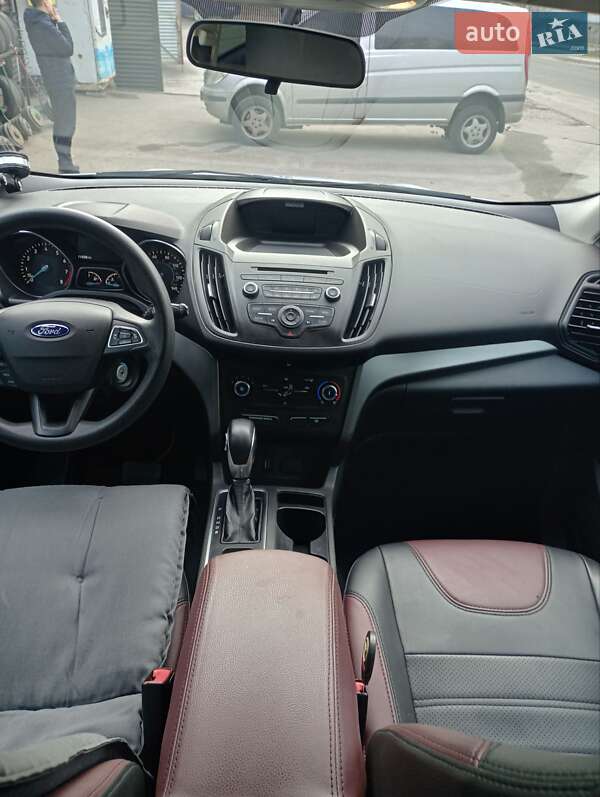 Внедорожник / Кроссовер Ford Escape 2017 в Харькове