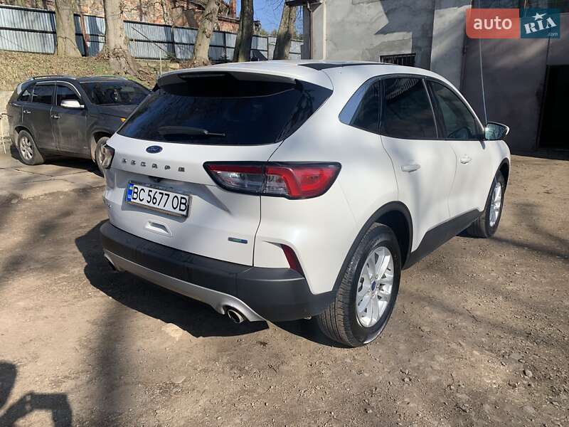 Внедорожник / Кроссовер Ford Escape 2020 в Львове
