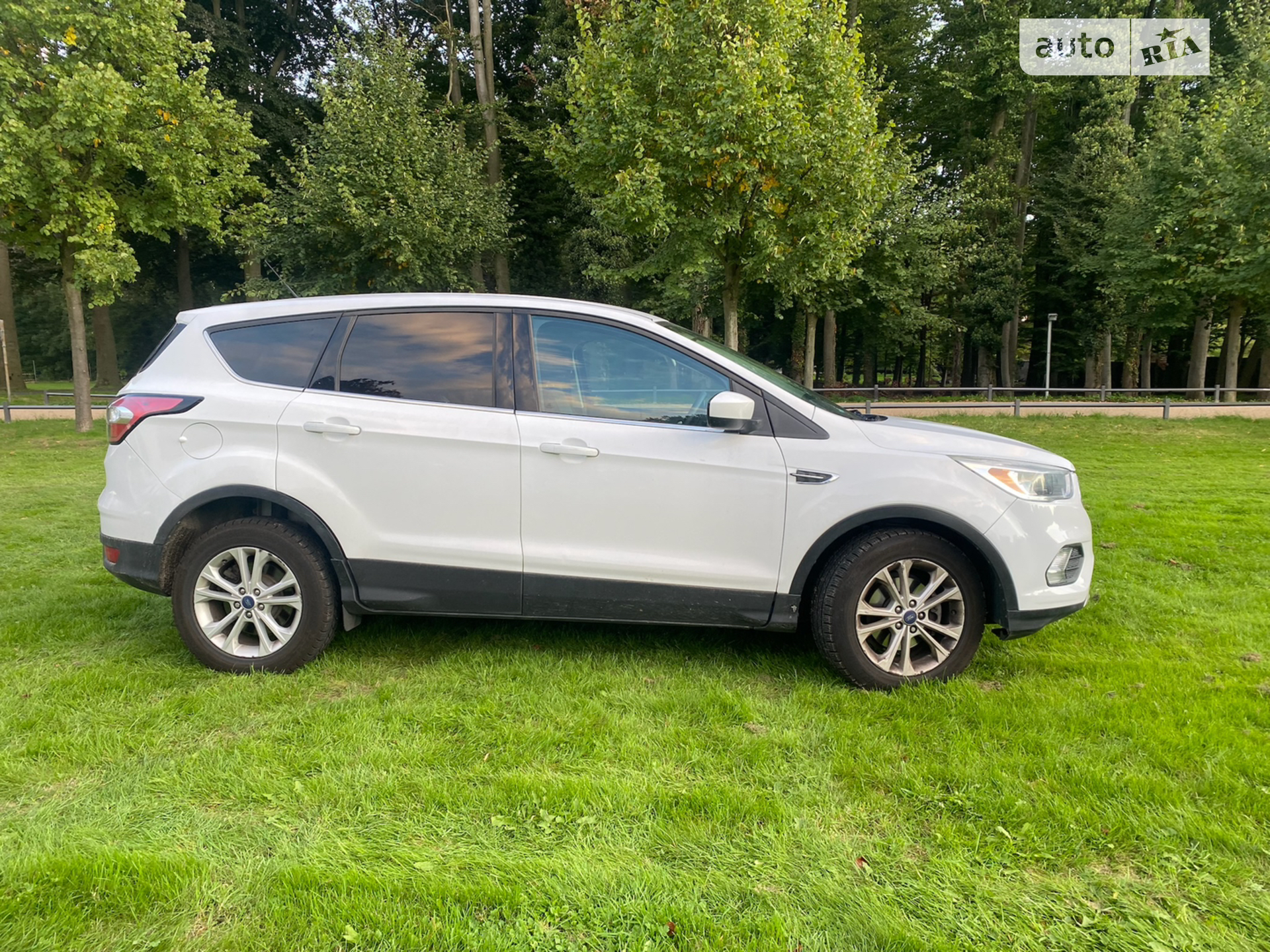 2017 Ford Escape - мініатюра 3
