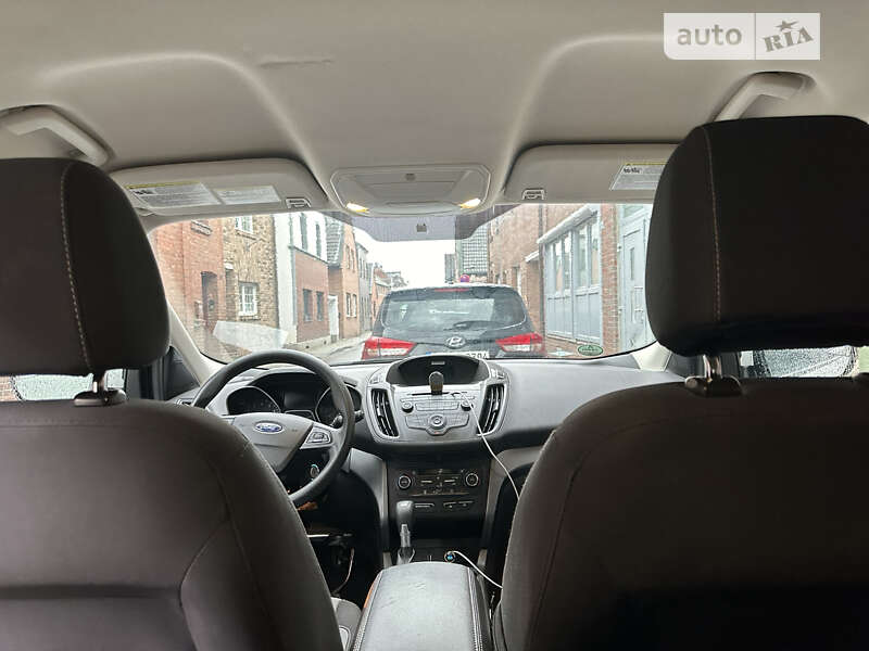 Позашляховик / Кросовер Ford Escape 2017 в Шептицькому