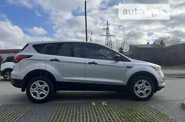 Позашляховик / Кросовер Ford Escape 2019 в Львові