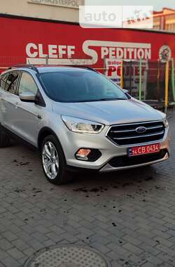 Позашляховик / Кросовер Ford Escape 2018 в Рівному