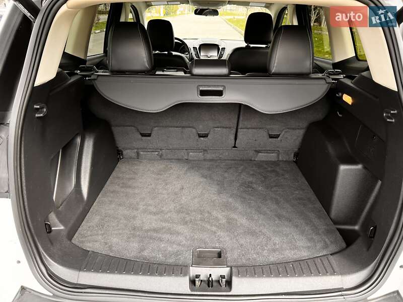 Позашляховик / Кросовер Ford Escape 2018 в Івано-Франківську