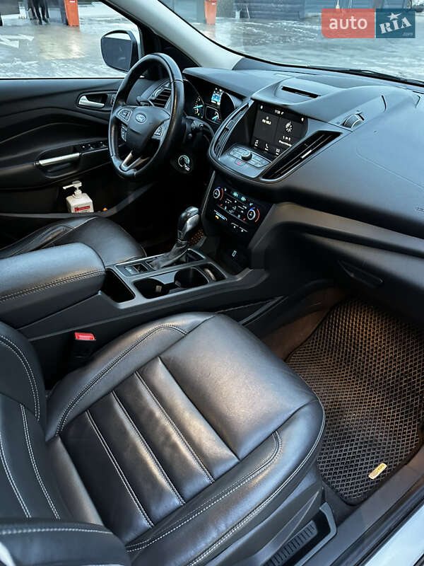 Позашляховик / Кросовер Ford Escape 2018 в Кам'янець-Подільському