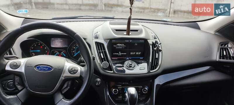 Внедорожник / Кроссовер Ford Escape 2014 в Ровно